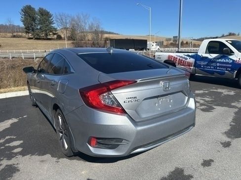Used 2019 Honda Civic EX image 12