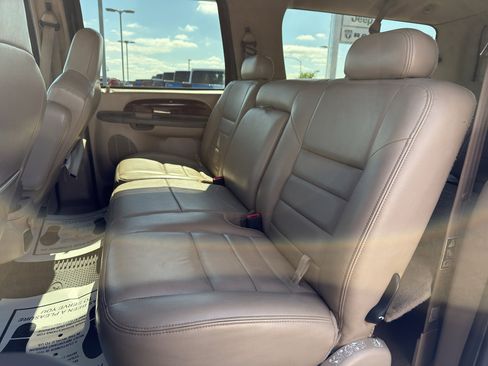 Used 2003 Ford Excursion Limited AWD/4WD image 10