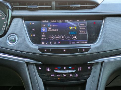 Used 2020 Cadillac XT5 Premium Luxury image 5