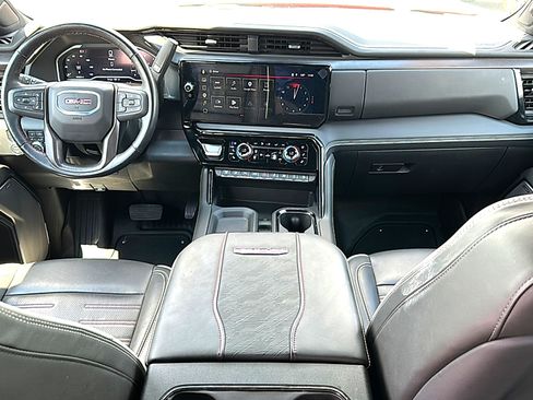 Used 2024 GMC Sierra 2500 AT4X AWD/4WD image 21