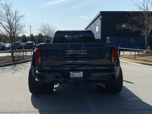 Used 2021 GMC Sierra 3500 Denali w/ Denali Ultimate Package image 16