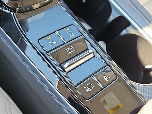 Used 2022 Hyundai Sonata Limited w/ Winter Weather Package image 27