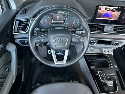Used 2023 Audi Q5 2.0T Premium w/ Convenience Package image 14