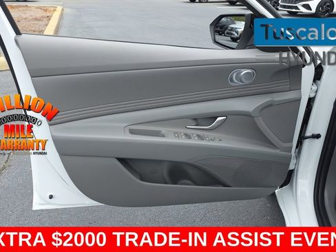 New 2026 Hyundai Elantra Sport FWD image 11