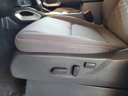 Used 2025 Nissan Frontier SV AWD/4WD image 21