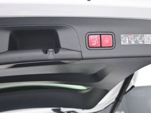 Used 2026 Mercedes-Benz GLS 450 4MATIC image 25