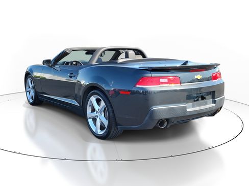 Used 2015 Chevrolet Camaro SS image 3