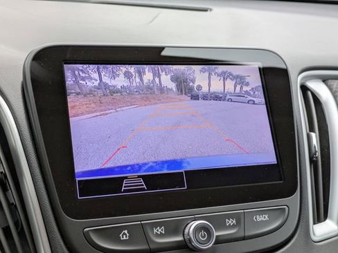 Used 2023 Chevrolet Malibu LT FWD image 21