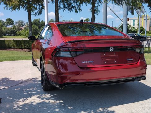 Used 2023 Honda Accord Sport image 8