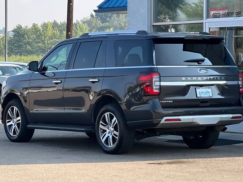 Used 2024 Ford Expedition Limited AWD/4WD image 7