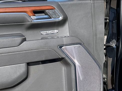Used 2023 GMC Sierra 1500 Denali AWD/4WD image 21