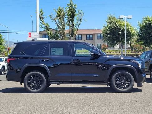 New 2026 Toyota Sequoia Limited AWD/4WD image 4