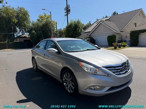 Used 2011 Hyundai Sonata SE FWD image 3
