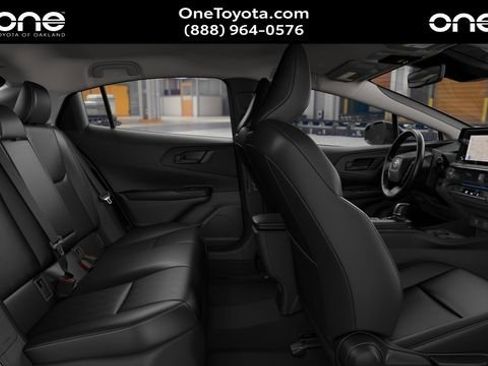 New 2026 Toyota Prius Plug-In Hybrid FWD image 3