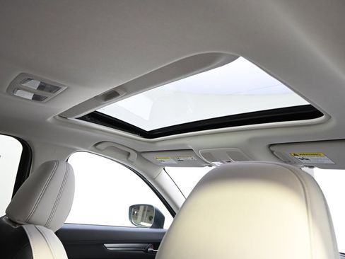 New 2025 MAZDA CX-5 AWD 2.5 S w/ Premium Plus Pkg image 17