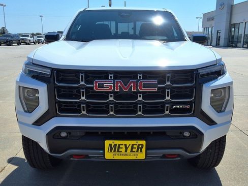 New 2026 GMC Canyon AT4 AWD/4WD image 3