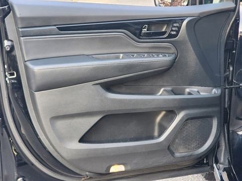 Used 2023 Honda Odyssey Touring image 19