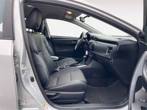 Used 2014 Toyota Corolla S image 15