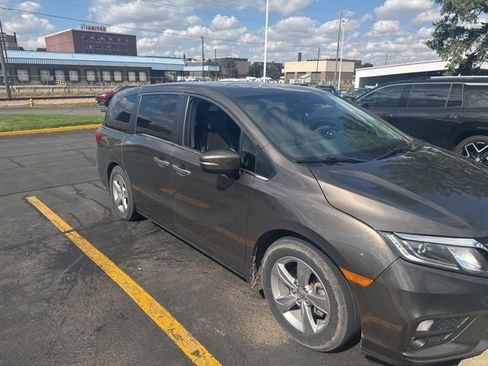 Used 2020 Honda Odyssey EX-L image 3