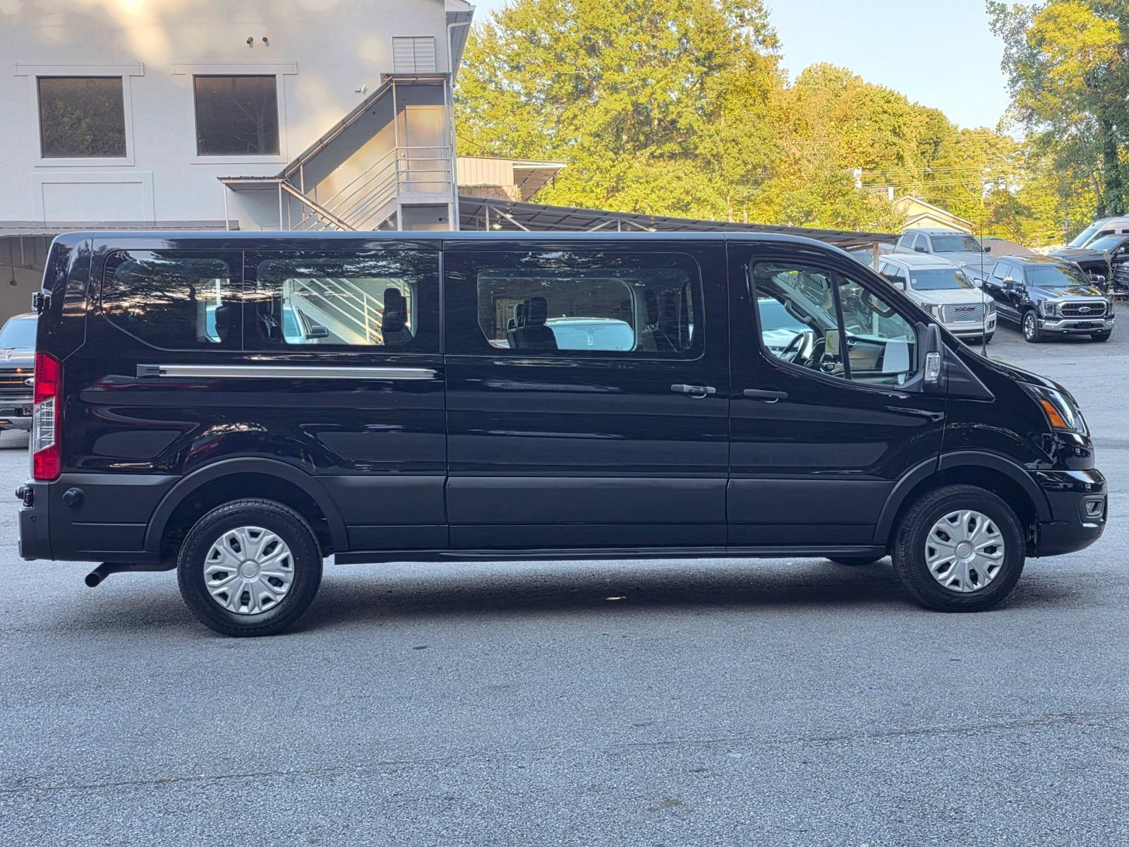Used 2024 Ford Transit 350 XLT RWD image 8
