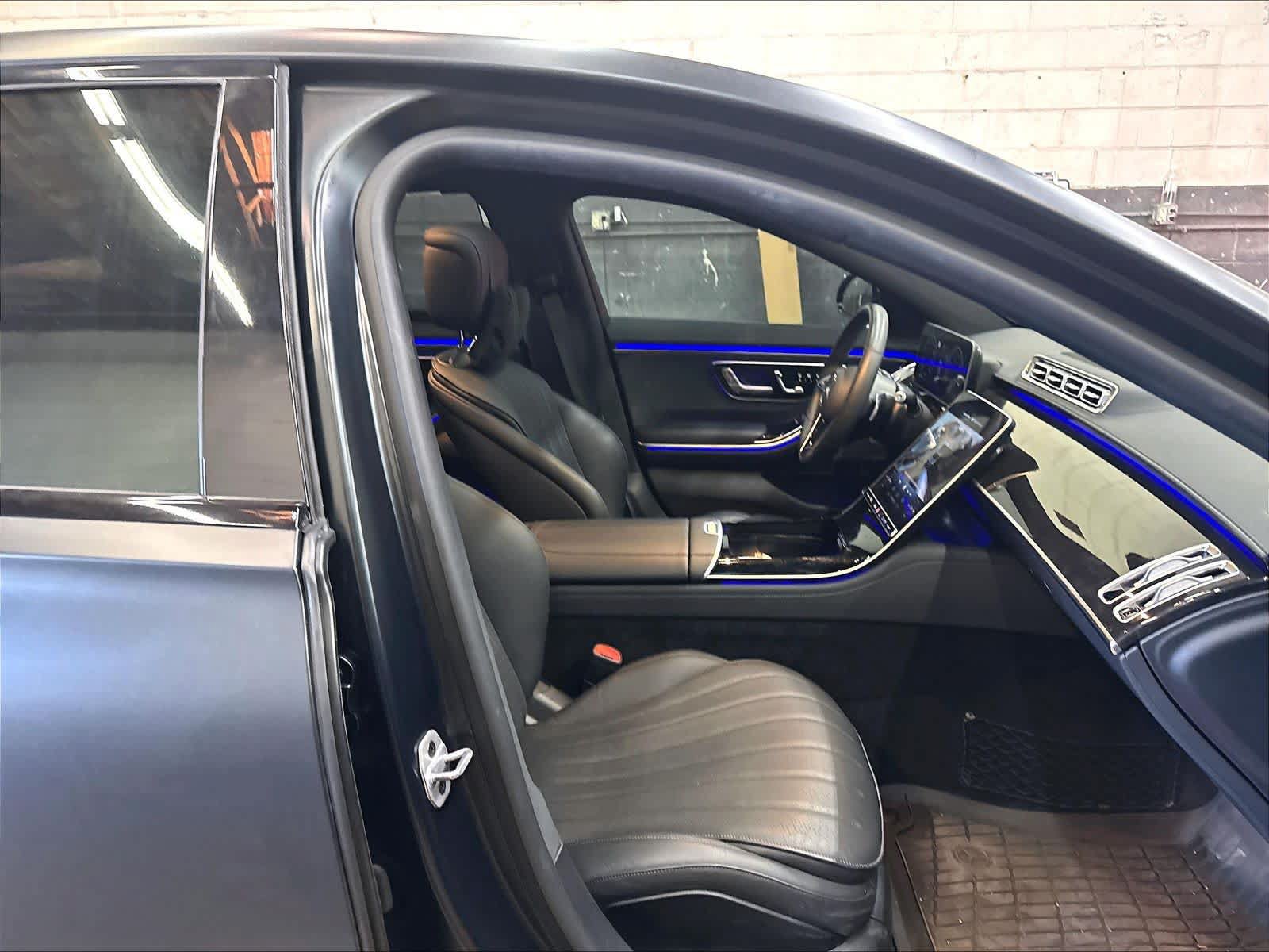 Used 2023 Mercedes-Benz S 500 4MATIC image 11