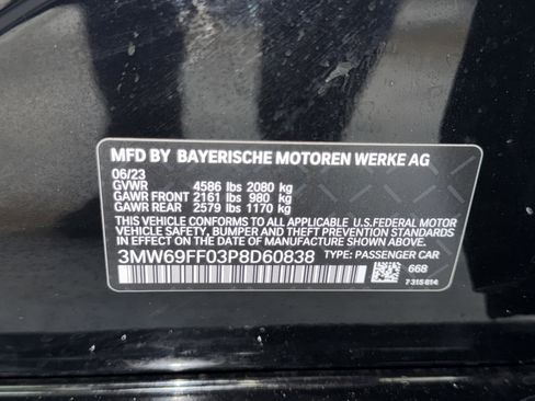 Certified 2023 BMW 330i 330i w/ Driving Assistance Package image 37