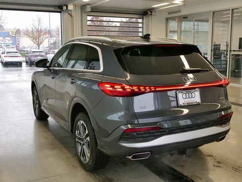 New 2025 Audi Q5 Premium Plus image 4