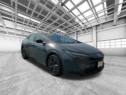 Used 2025 Toyota Prius LE