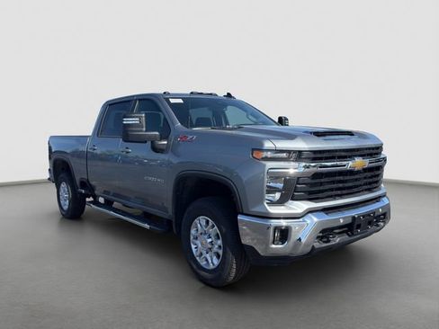 New 2026 Chevrolet Silverado 2500 LT w/ Safety Package AWD/4WD image 8