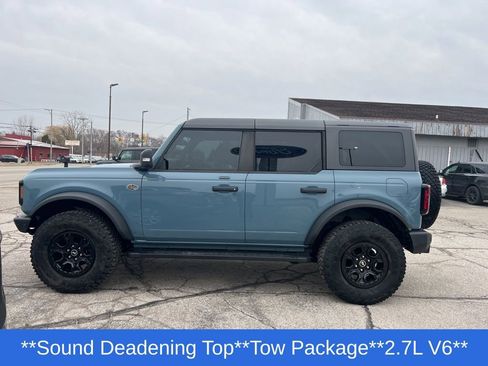 Used 2023 Ford Bronco Wildtrak image 4