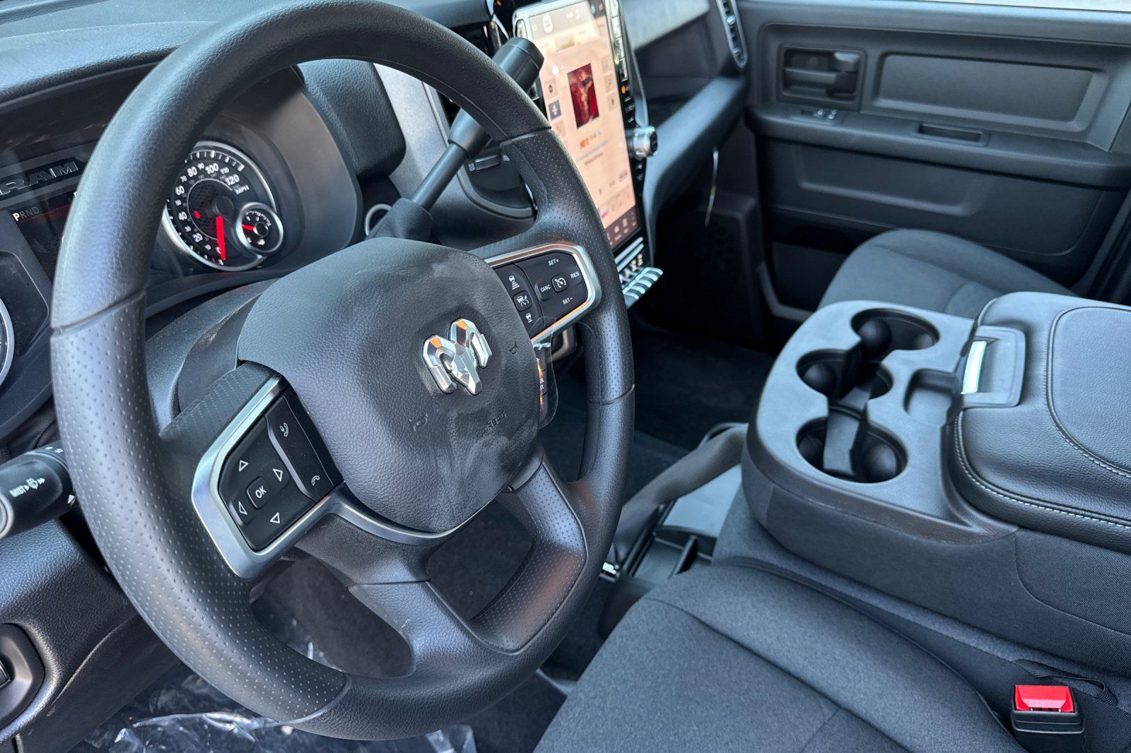 New 2026 RAM 3500 Tradesman AWD/4WD image 9