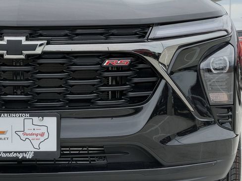 New 2026 Chevrolet Trax RS image 8