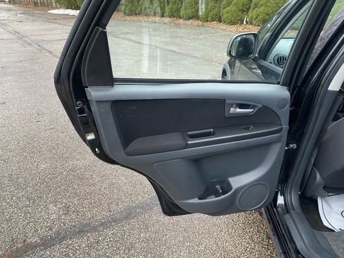 Used 2012 Suzuki SX4 AWD Hatchback image 15