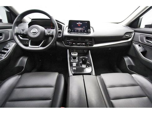 Used 2024 Nissan Rogue SV w/ SV Premium Package FWD image 7