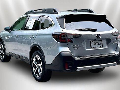 Used 2022 Subaru Outback Limited AWD/4WD image 4