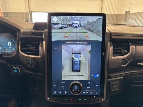 Used 2022 Ford Expedition Max Platinum image 31