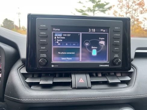 Used 2021 Toyota RAV4 XLE w/ Convenience Package image 38