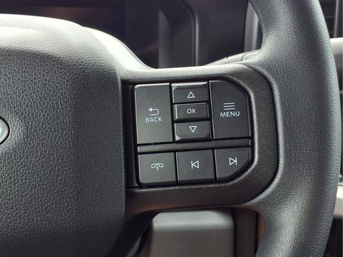 New 2026 Ford F250 XLT w/ XLT Premium Package AWD/4WD image 13