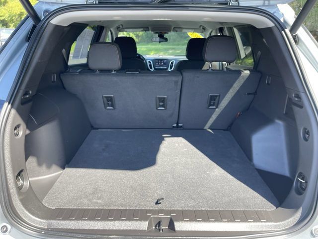 Used 2024 Chevrolet Equinox LT FWD image 25