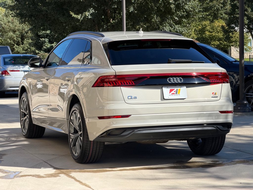Used 2023 Audi Q8 Premium w/ Convenience Package AWD/4WD image 9