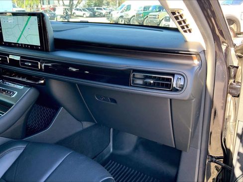 Used 2025 Lincoln Aviator Reserve w/ Jet Appearance Package image 19