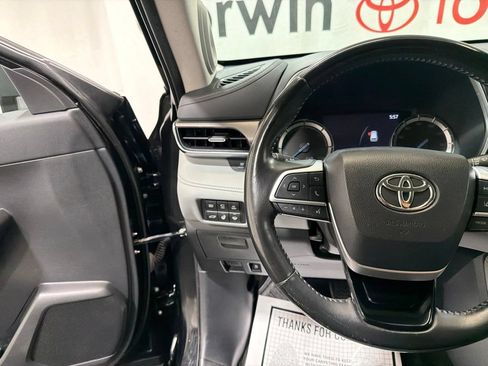 Used 2022 Toyota Highlander Limited AWD/4WD image 27