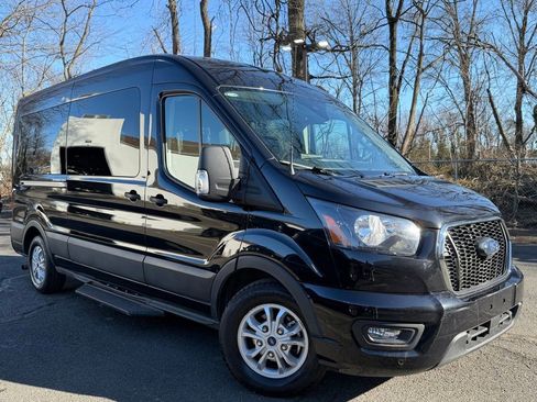 Used 2024 Ford Transit 350 XLT RWD image 1