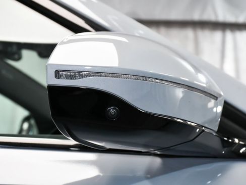 Used 2024 BMW 740i xDrive 740i xDrive image 97