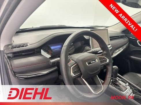 Used 2022 Jeep Compass Trailhawk w/ Sun and Sound Group image 19
