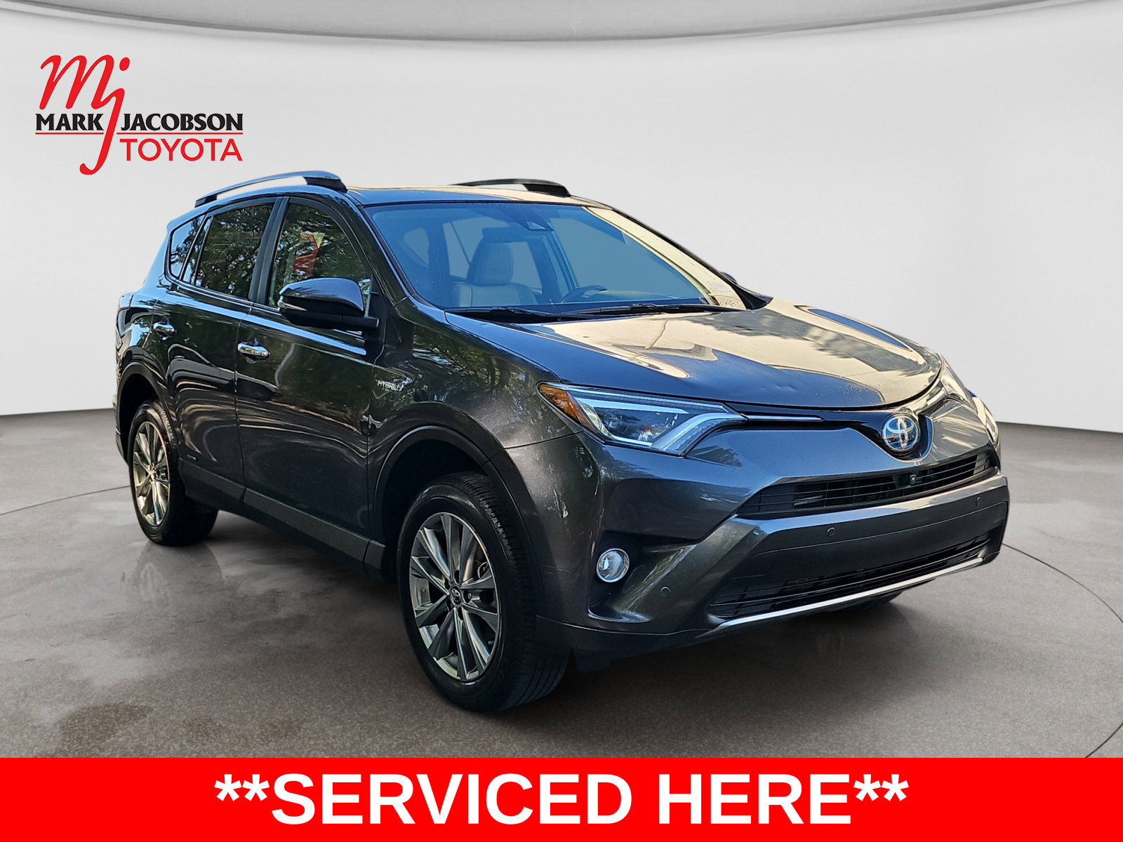Used 2017 Toyota RAV4 Limited w/ Advanced Technology Package AWD/4WD image 4