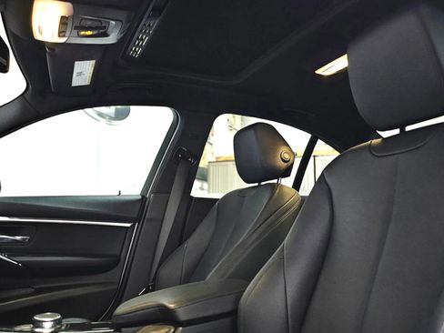 Used 2018 BMW 328d Sedan RWD image 11