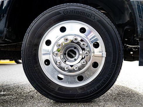 Used 2021 Ford F450 Platinum w/ FX4 Off-Road Package image 10