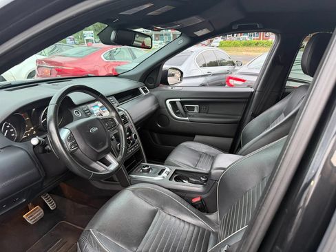 Used 2017 Land Rover Discovery Sport HSE AWD/4WD image 3