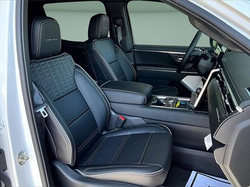 New 2025 GMC Sierra EV Denali image 11